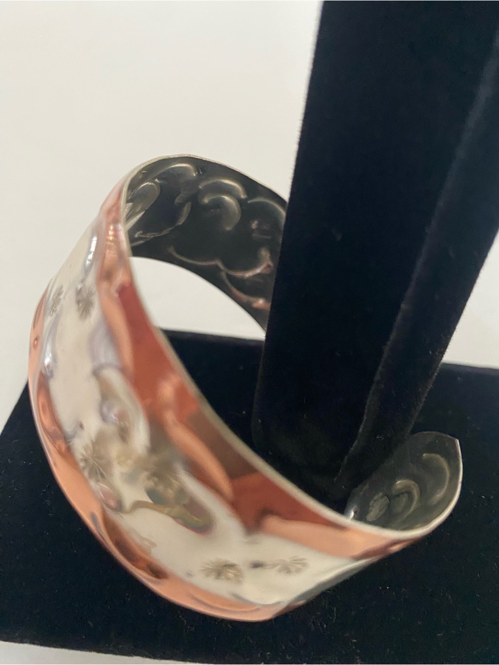 Rose Gold & Silver Two Tone Hammered Floral Open Cuff Bangle Bracelet NEW